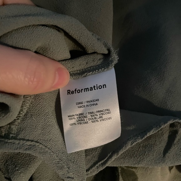 Reformation Floral Green twilight Dress. Size 8. - Picture 10 of 11